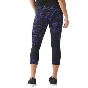 Lululemon Pace Rival Crop 22” Hounds Camo Blue Black Leggings Size 4 EUC